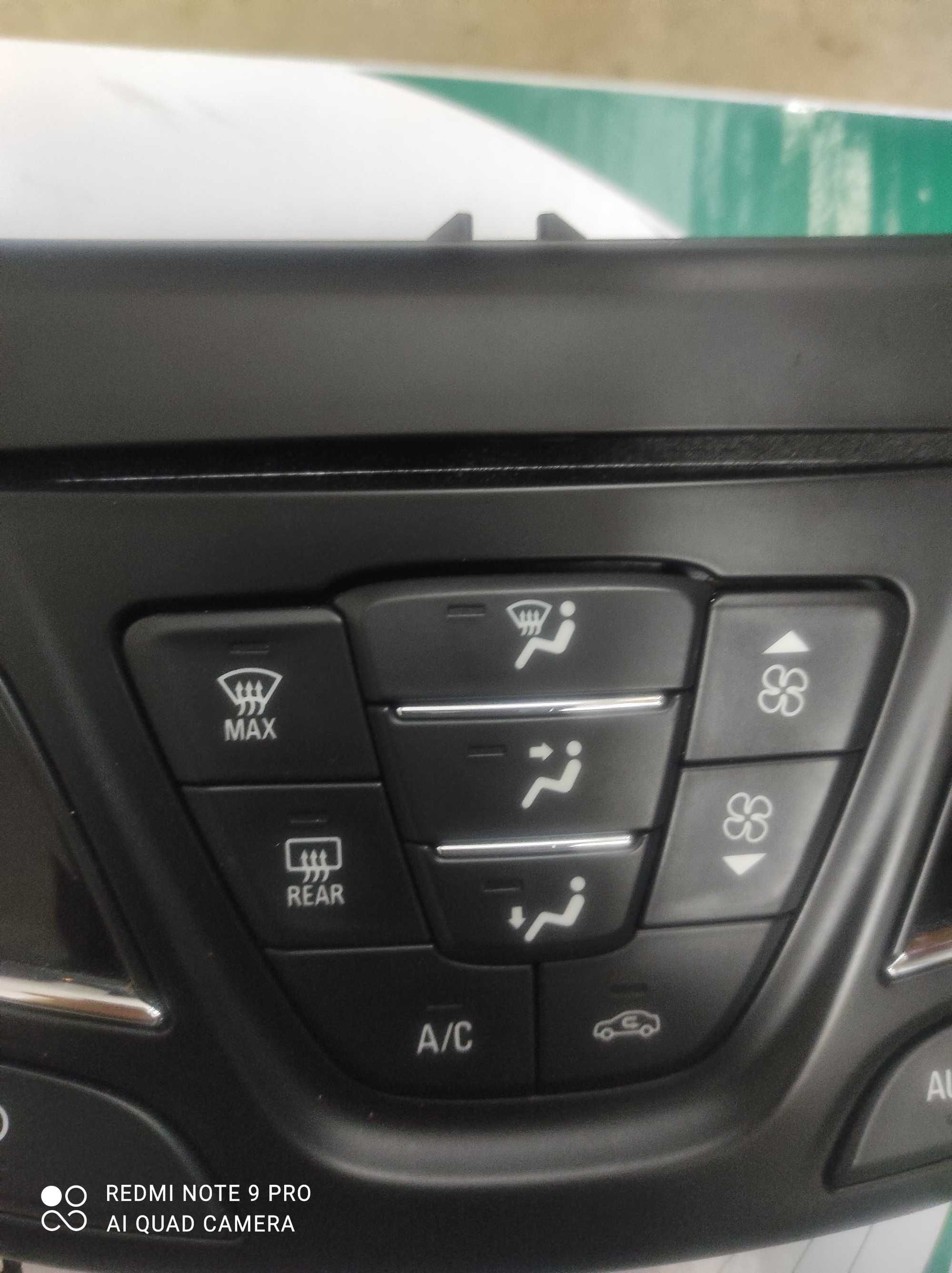 Panel Sterowania Opel Insignia A Sport Tourer rok 2014 ( Uszkodzony)