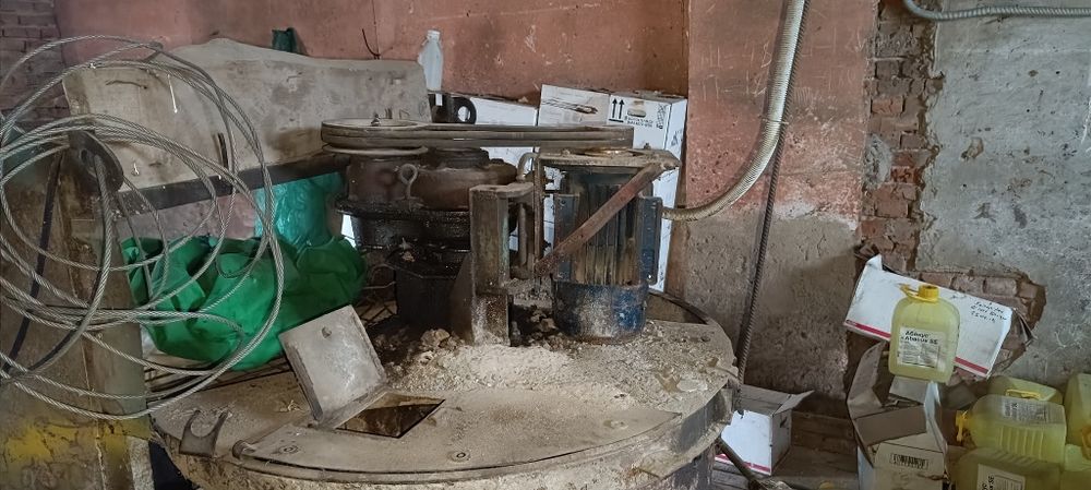 Бетономешалка принудительного типа БП-500 "4БІЛД