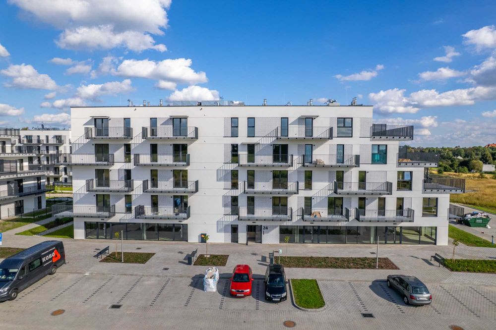 Nowoczesne mieszkanie z balkonem i komórką lokatorską - Zabrze