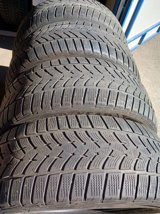 Шины зимние 235/55 R19 GOOD YEAR ULTRA GRIP  4шт. 4мм.
