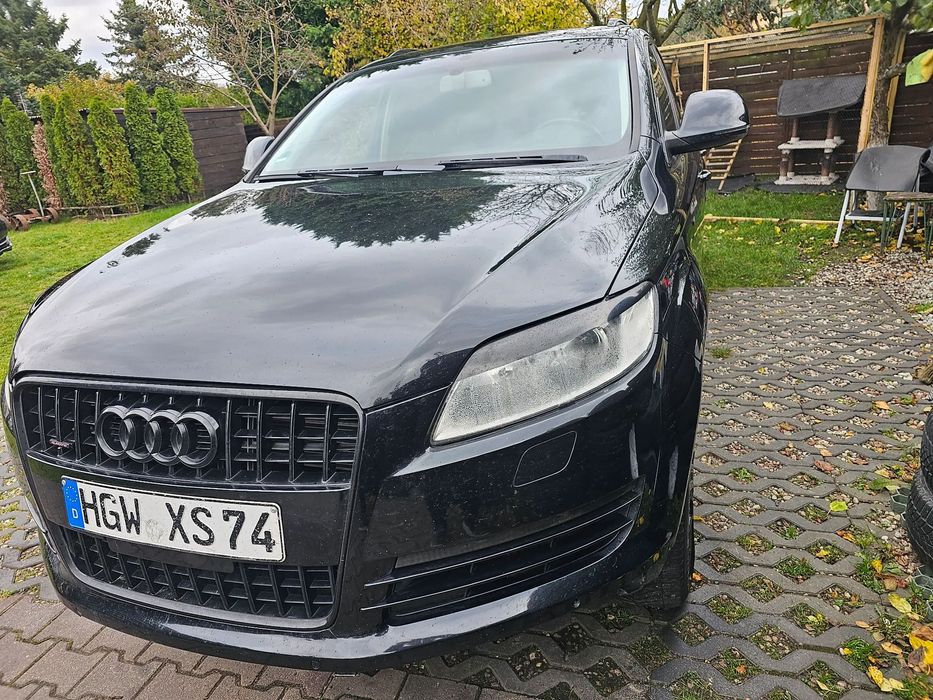 Audi Q7 7 osobowa