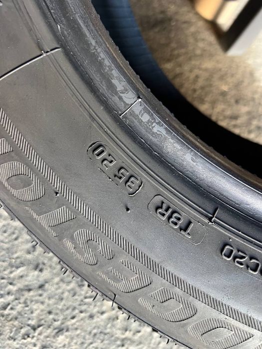 Шини 205/60 r16 96H Bridgestone Blizzak LM001 2020рік (325)