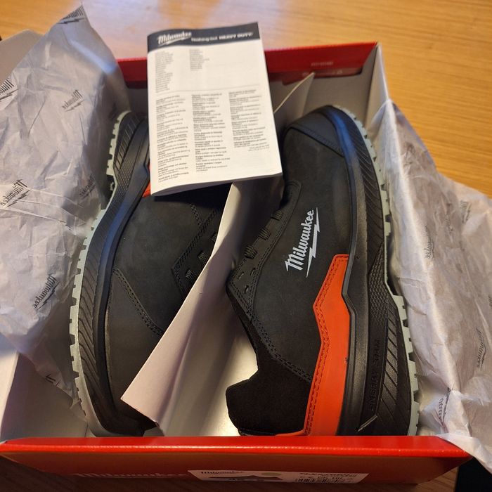 Obuwie robocze Milwaukee 42