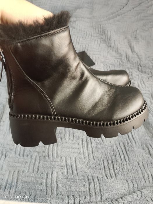 Жіночі осінні черевики 37 р.