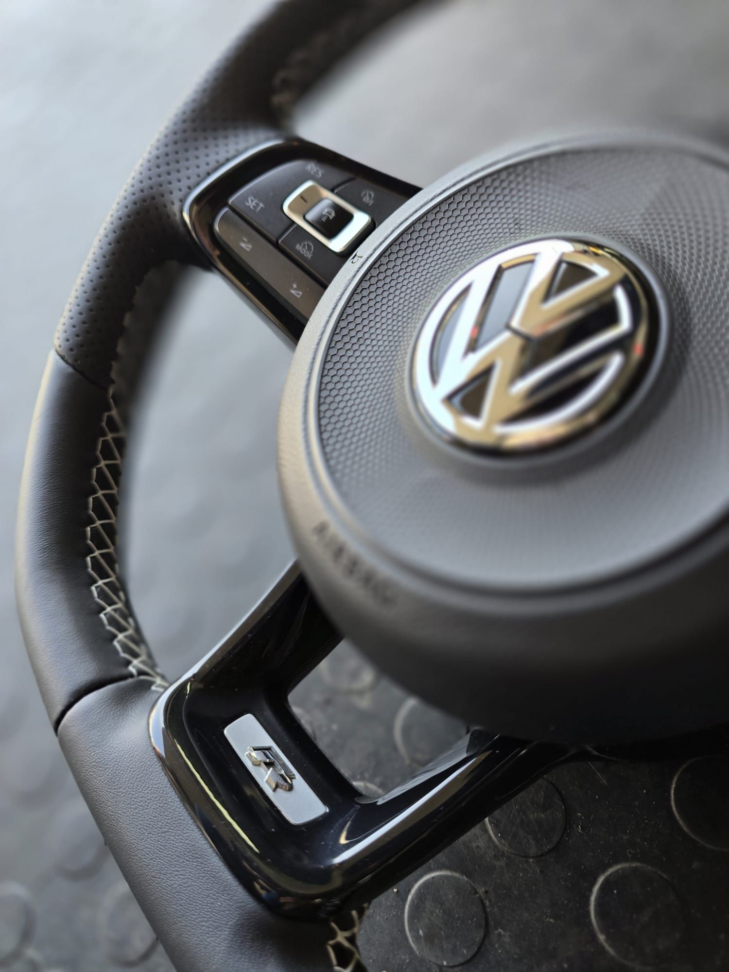 Volante Vw Golf 7 /7.5  R + Air-Bag C/NOVO