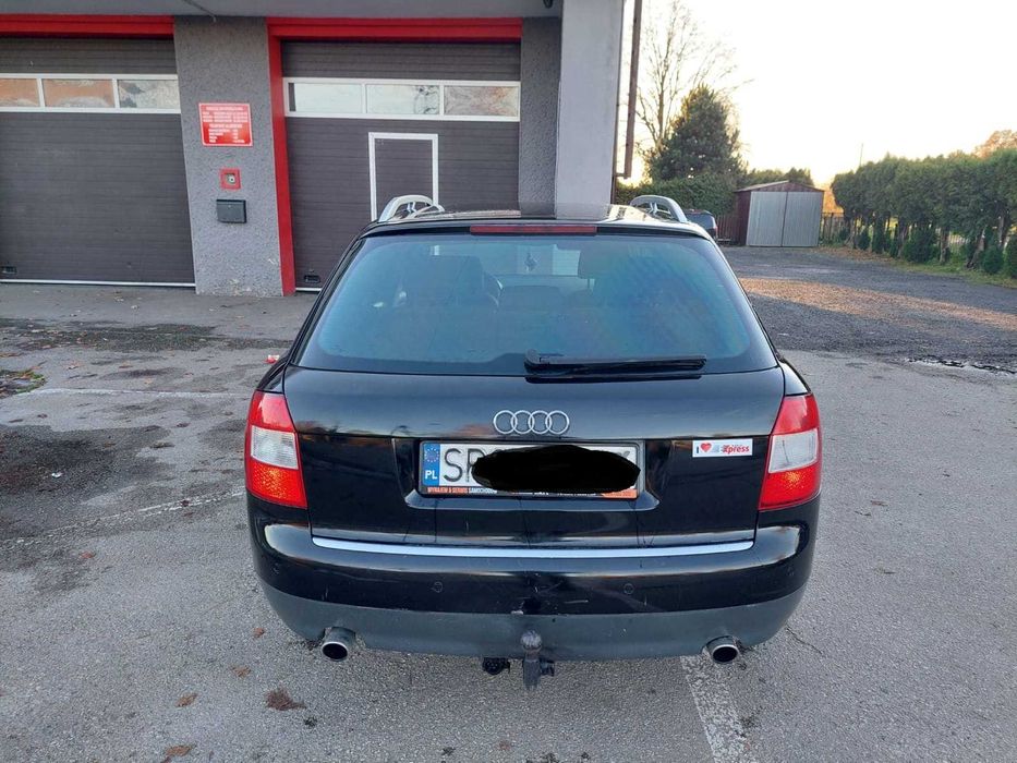 Audi A4  1,8  163 kM