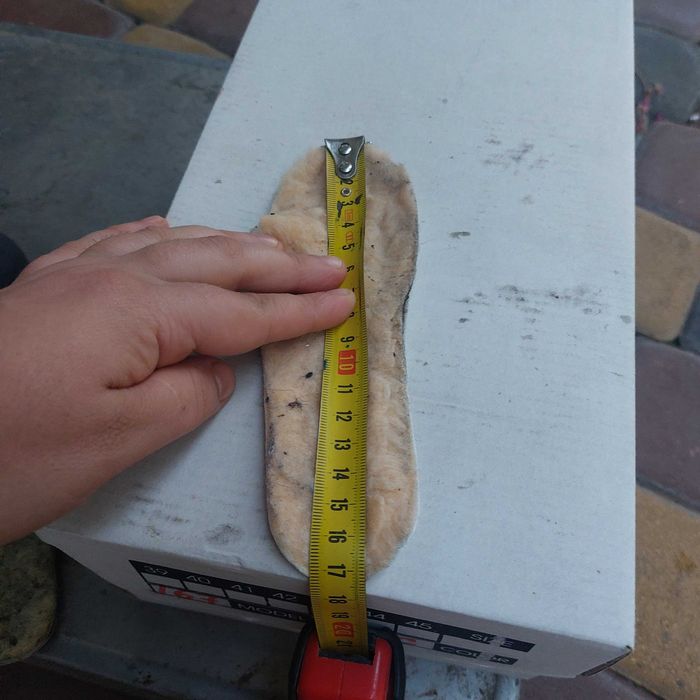 Продам зимові черевики 27 розміру