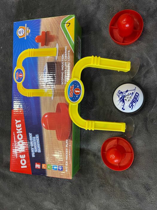 Настільна гра "Аерохокей"