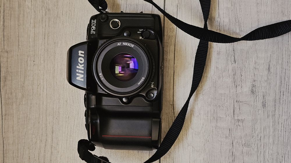 Lustrzanka nikon f90x i obiektyw 50 1.8d