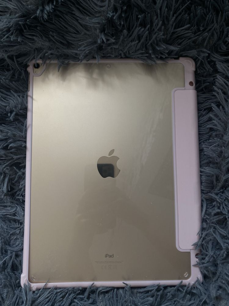 Apple iPad Pro 2 generacji, 12,9-calowy 256 GB używany
