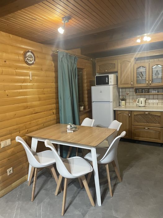 Відпочинок у в Карпатах,  Яремче, КОТЕДЖ