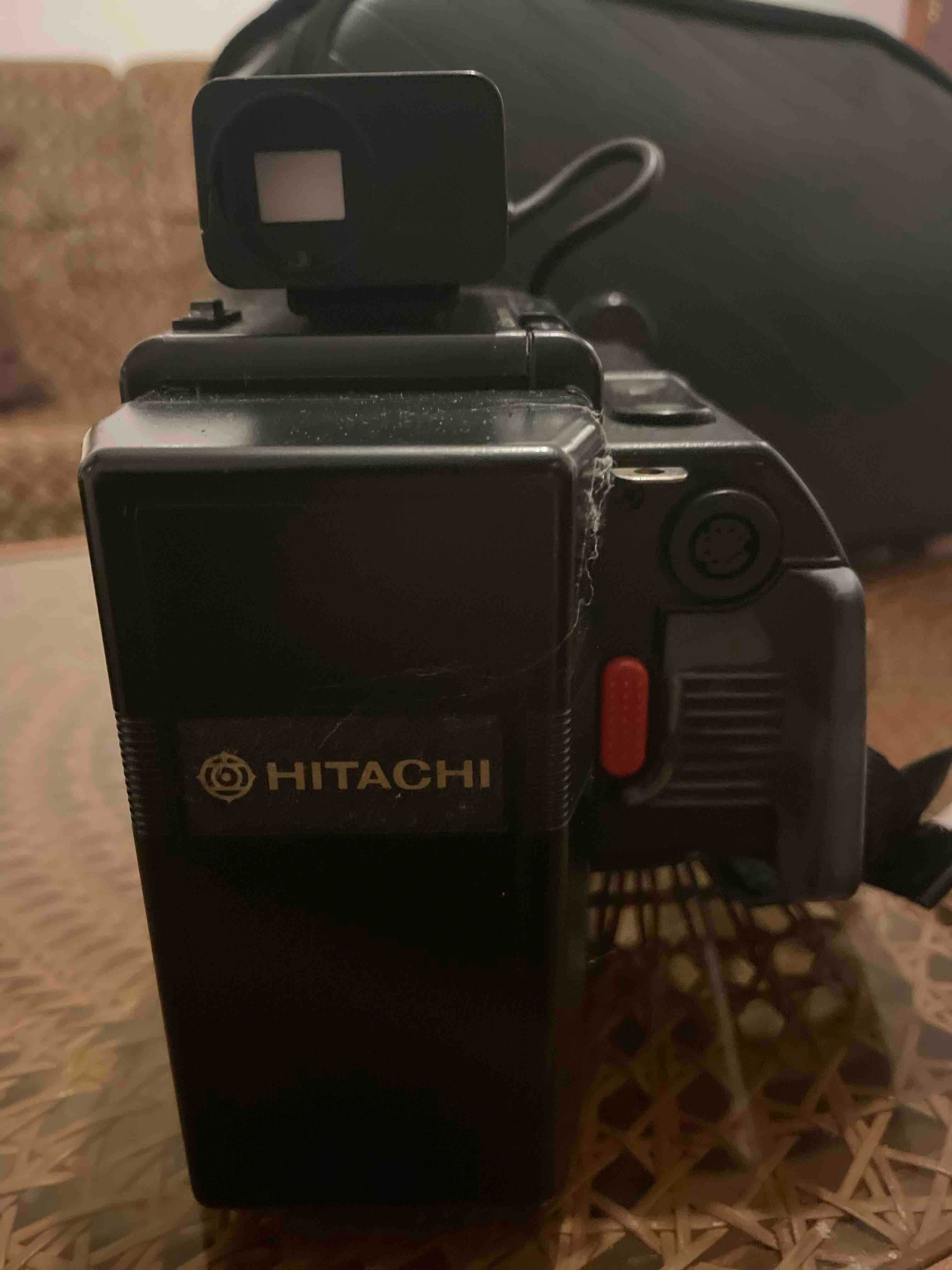 Câmara de vídeo Camcorder Hitachi VHS-C VM-C30S