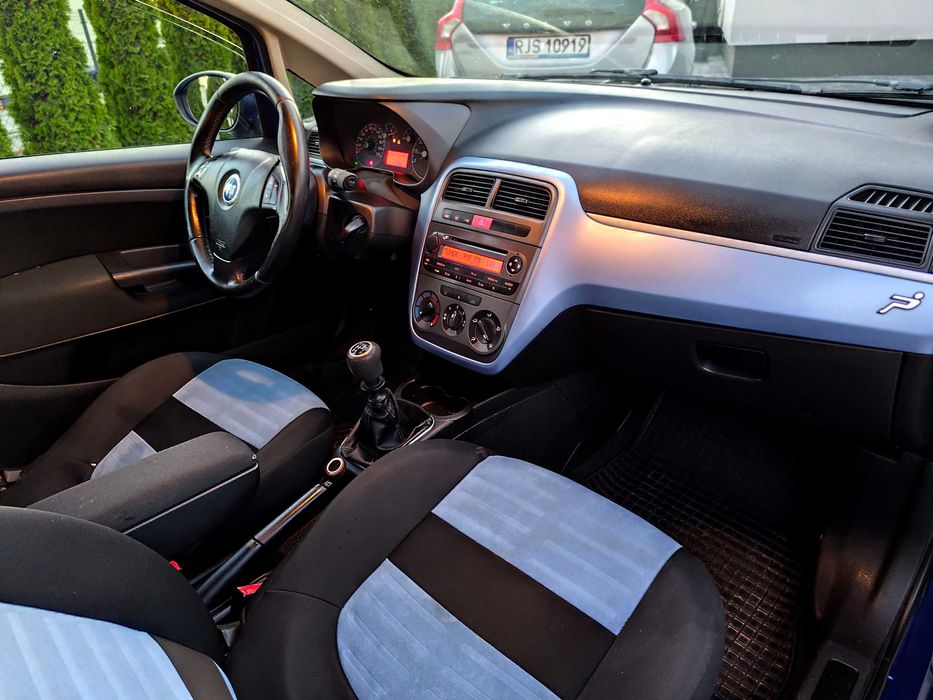 Fiat Grande Punto 1.4 Benzyna 2006 Rok Klima Elektryka