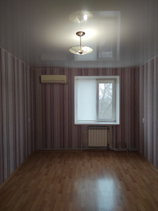 Продаж 2 кімнатної Ватутіна (Ф.Караманиця)