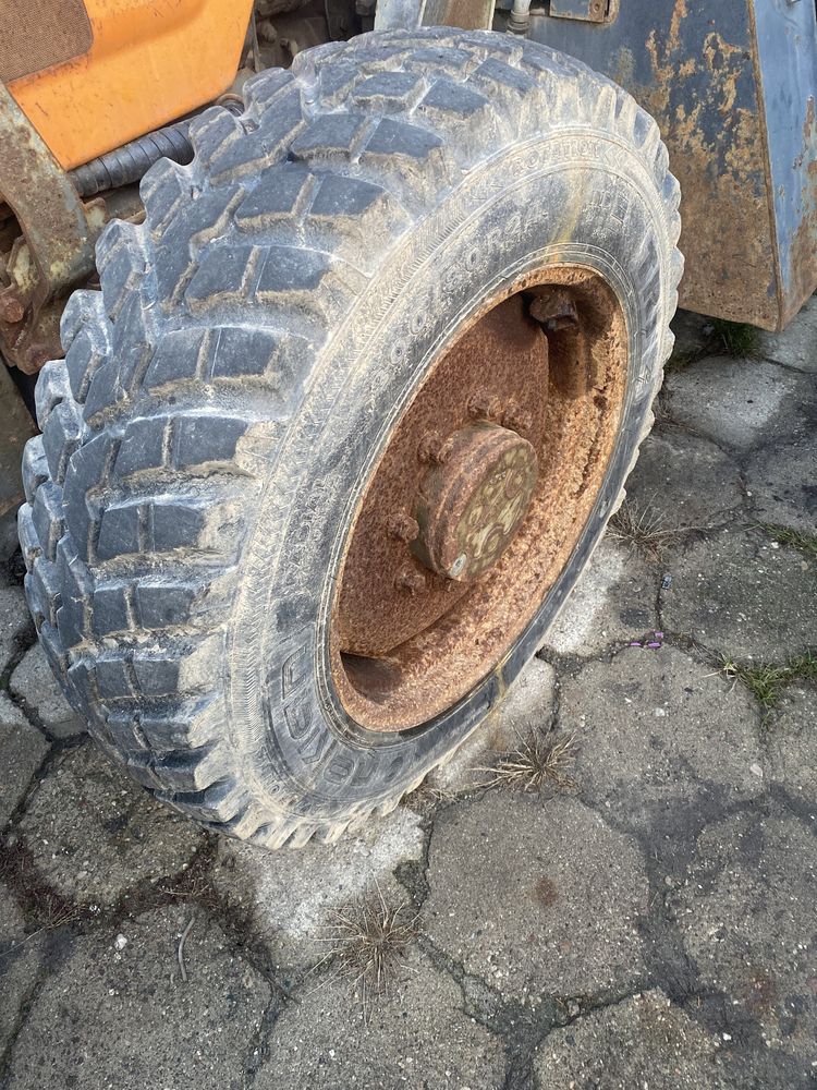 Kola przod Renault ergos 95, Nokian Tri2 300/80 r24