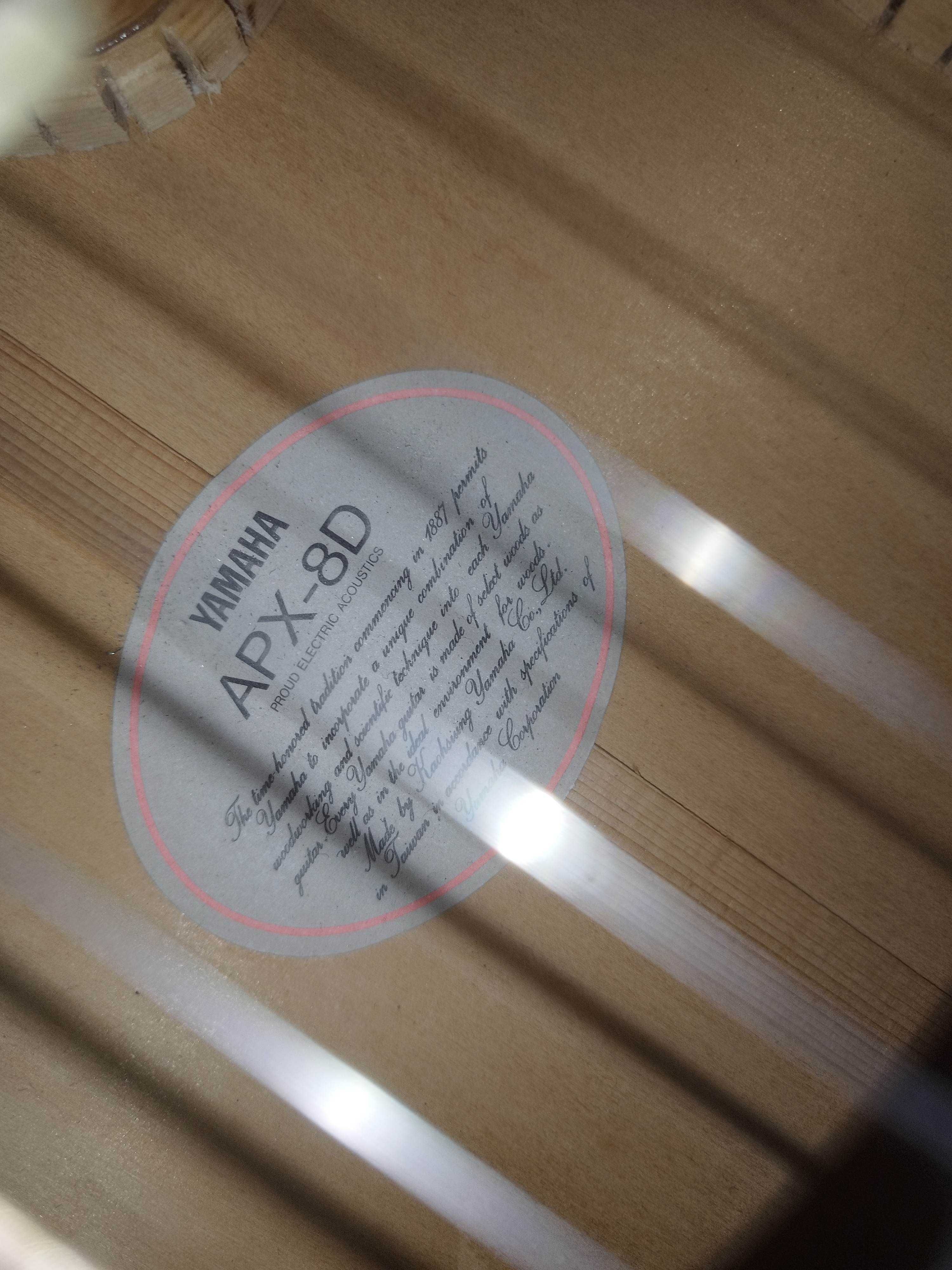 Gitara elektroakustyczna Yamaha APX- 8D