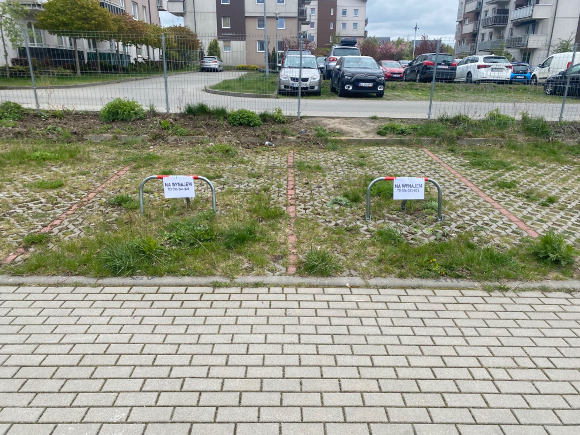 Miejsca parkingowe ul.Hokejowa 6 Gdańsk