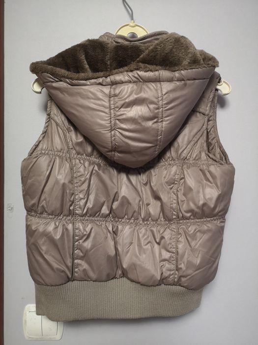 Bezrękawnik dziecięcy z kapturem ocieplany