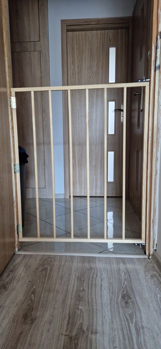 Bramka bezpieczeństwa drewniana