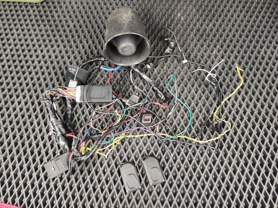 Сигналізація автомобільна PanDECT X-1100