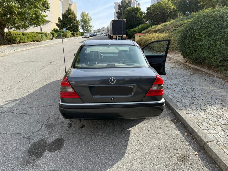 Merdedes benz  c220