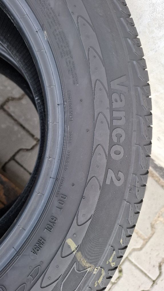 Opony 215/65/16C Continental Vanco2