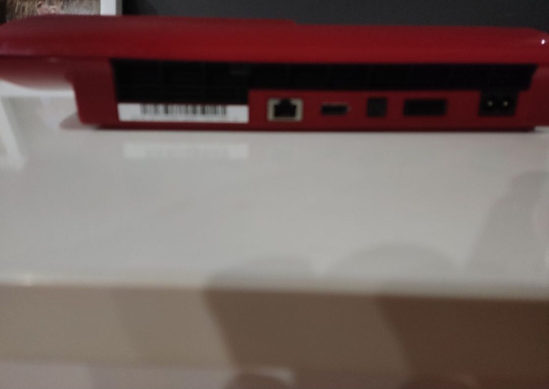 PS3 500 GB czerwień