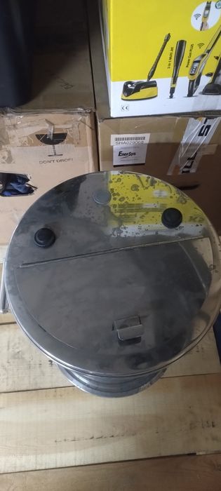 Zbiornik z fluidyzacją na farbę proszkową