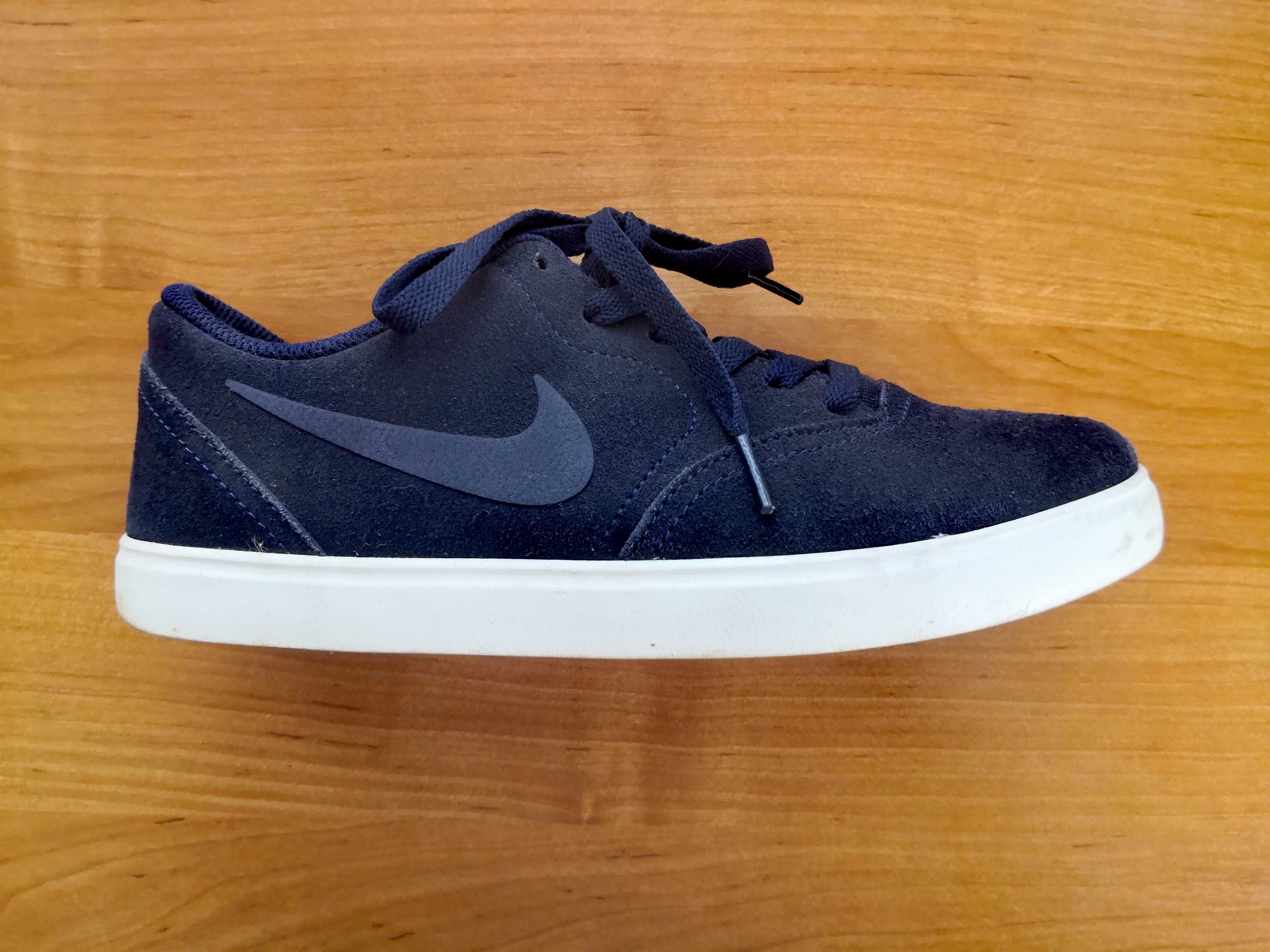 Damskie buty Nike rozmiar 39