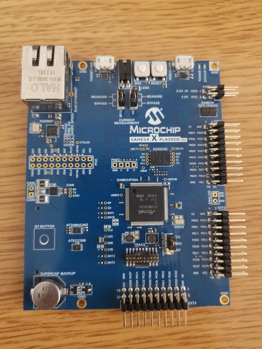 Dev kit SAME54 Xplained pro