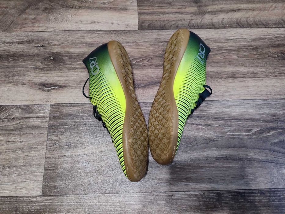 Футзалки Nike MercurialX