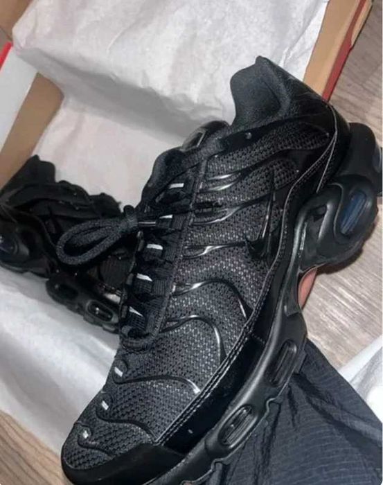 Buty_Nike_Air_Max_TN_Black_męskiebiegania  ROZ.46