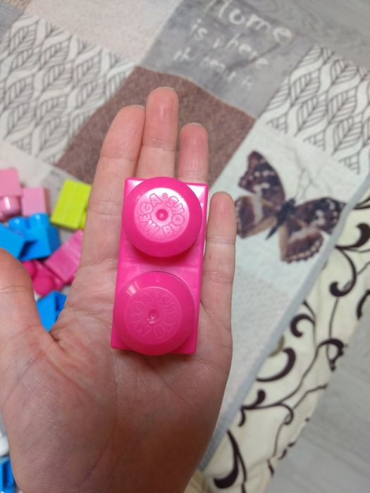 Конструктор Mega Bloks на 100 деталей