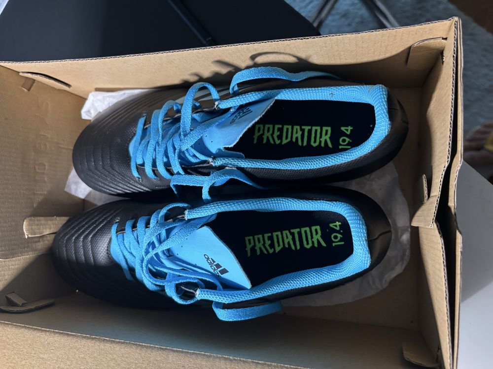Adidas Predator Novas