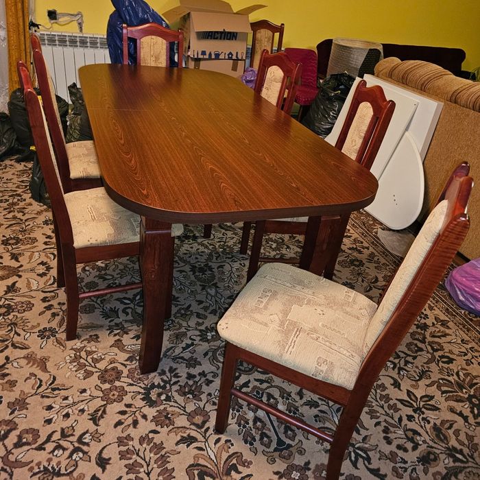 Stół drewniany rozkładany  + 8 krzeseł