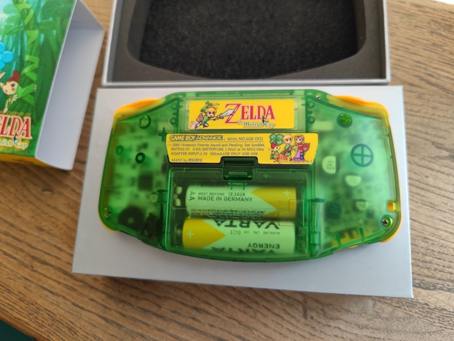 Продаж gameboy advance gba zelda minish cap edition
