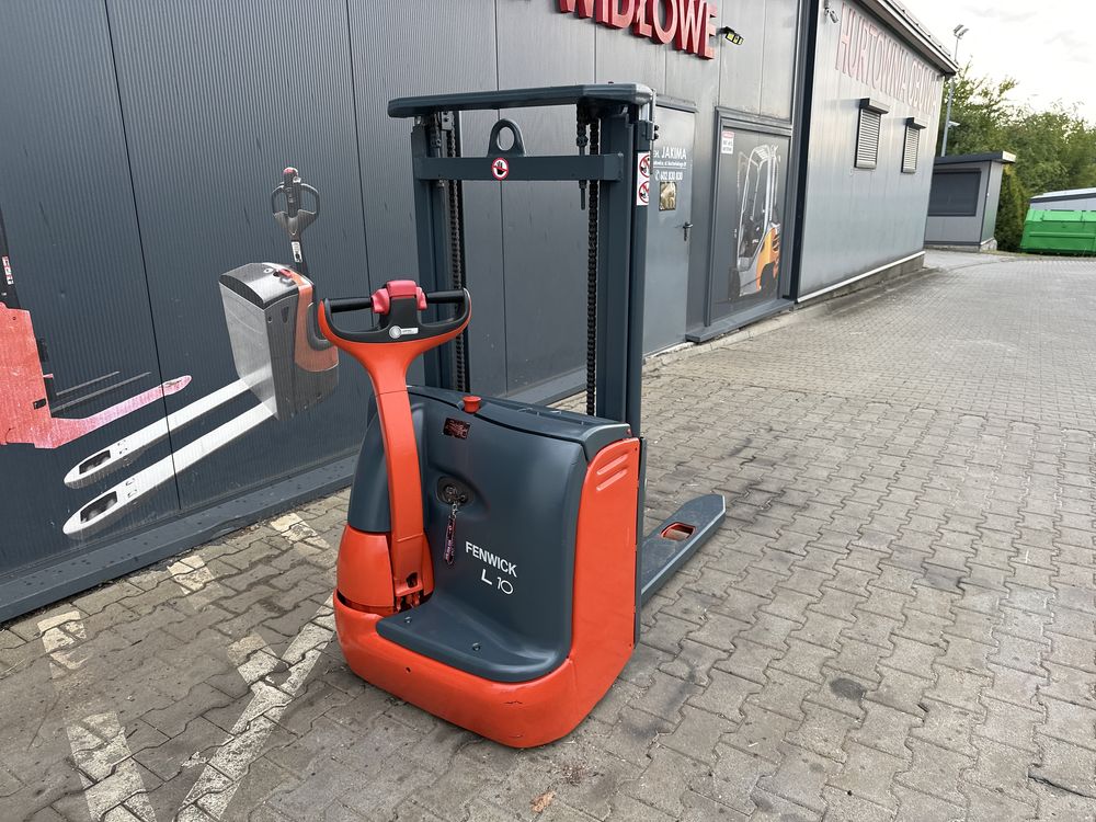 Paleciak elektryczny Linde 240 cm 1000 kg mały zwrotny paleciak