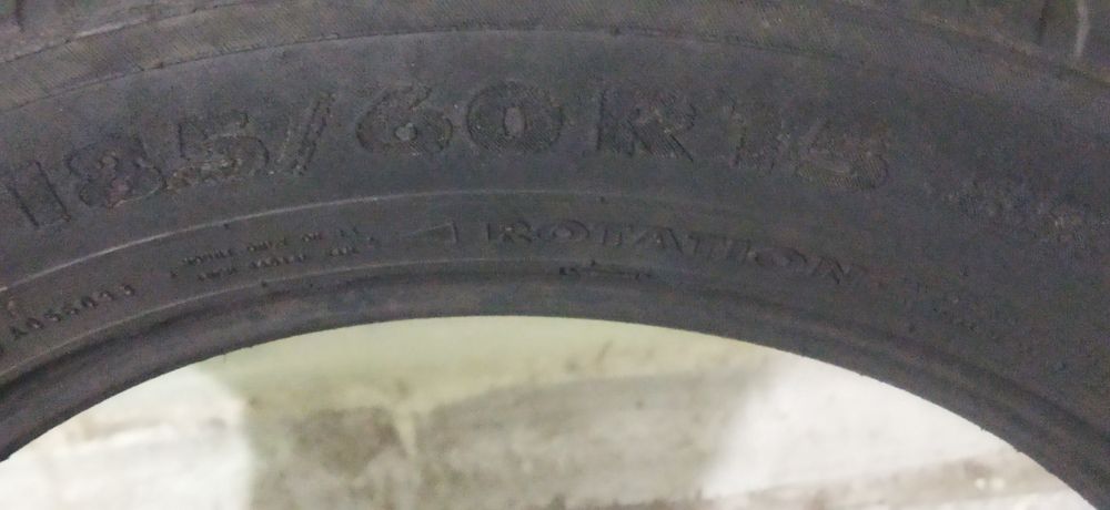 Продам покрышку 185/60/15,2111 дата одно колесо на докатка,nokian xl,р
