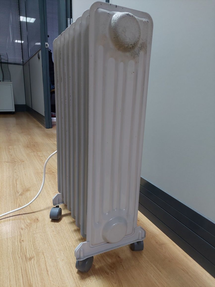 Aquecedor / Radiador a Óleo