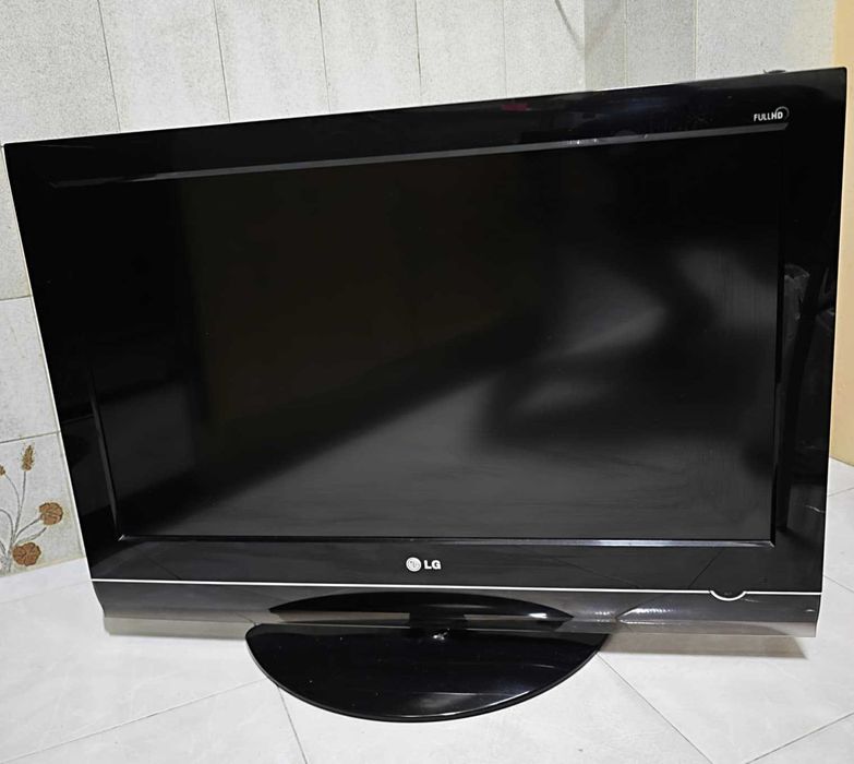 Televisão LG 32″ (32LG7000) – Estado Impecável, 100% Funcional!