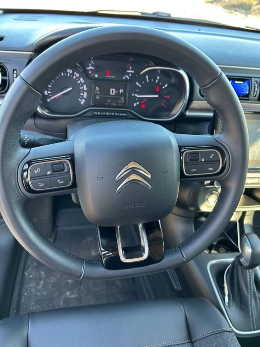 Citroen C3 SHINE AT 1.2 2023