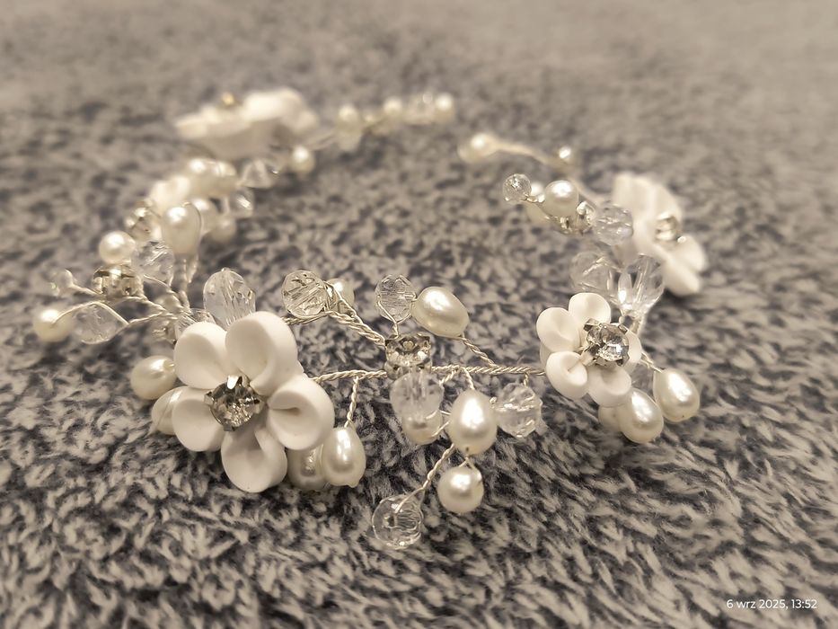 Ozdoba do włosów ślub komunia srebrna kwiaty cyrkonie