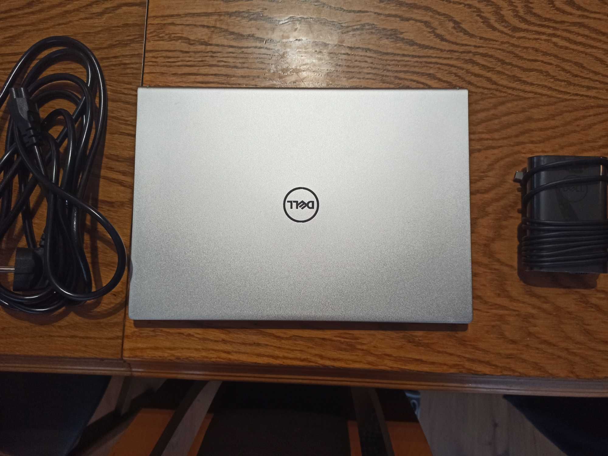 Laptop DELL Inspiron 13cali 5310