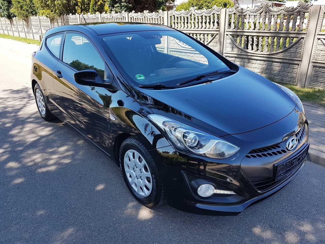 Hyundai I30 ** 1.4 Benzyna ** - Edition Plus -  2013r