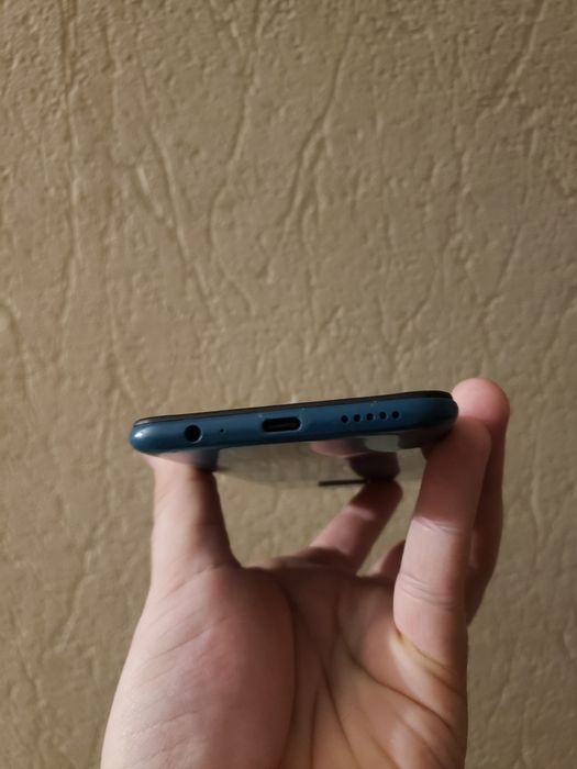 Xiaomi Redmi Note 9 64 ГБ / 4 ГБ
Товар застарів