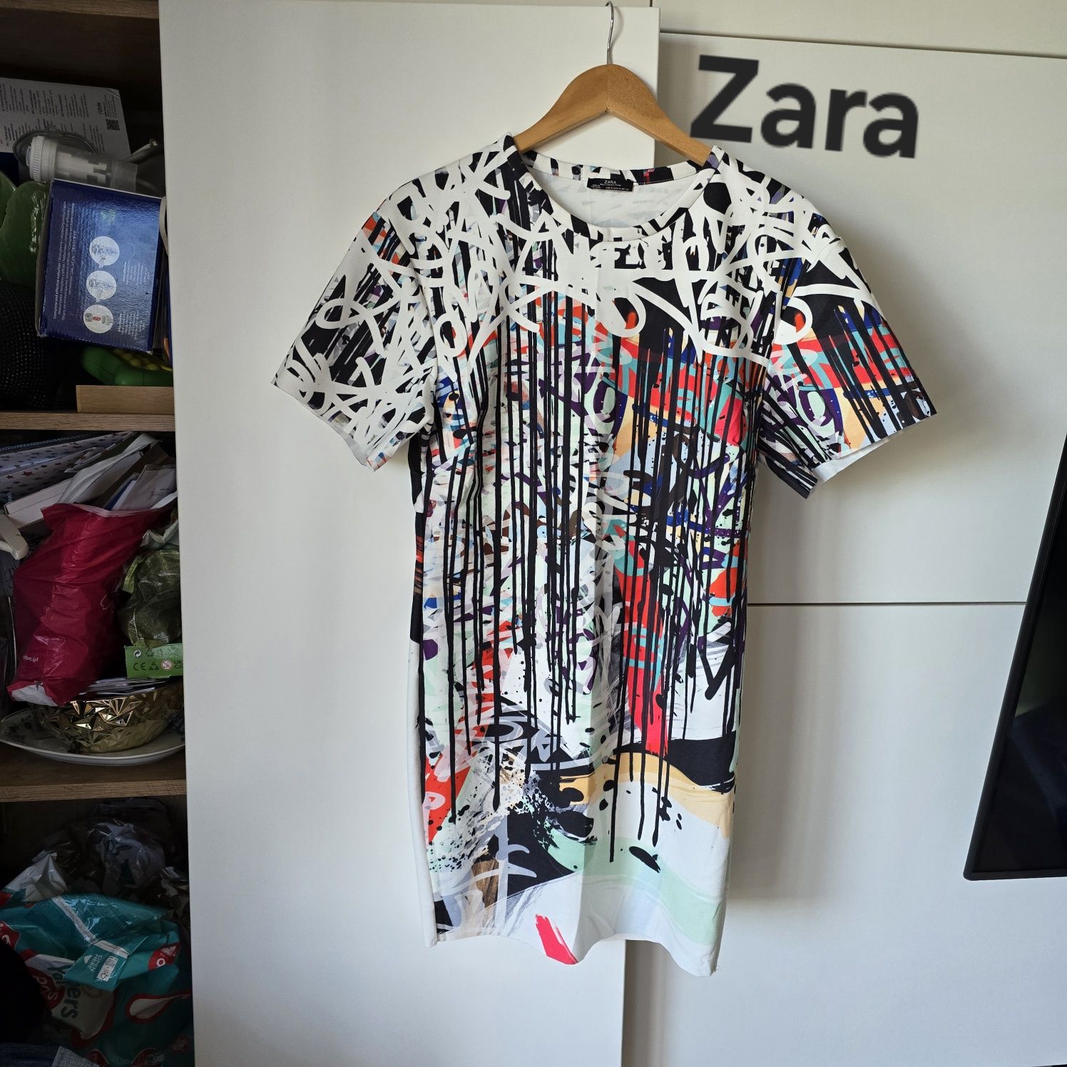 Sukienka mini Zara m 38 krótki rękaw tuba