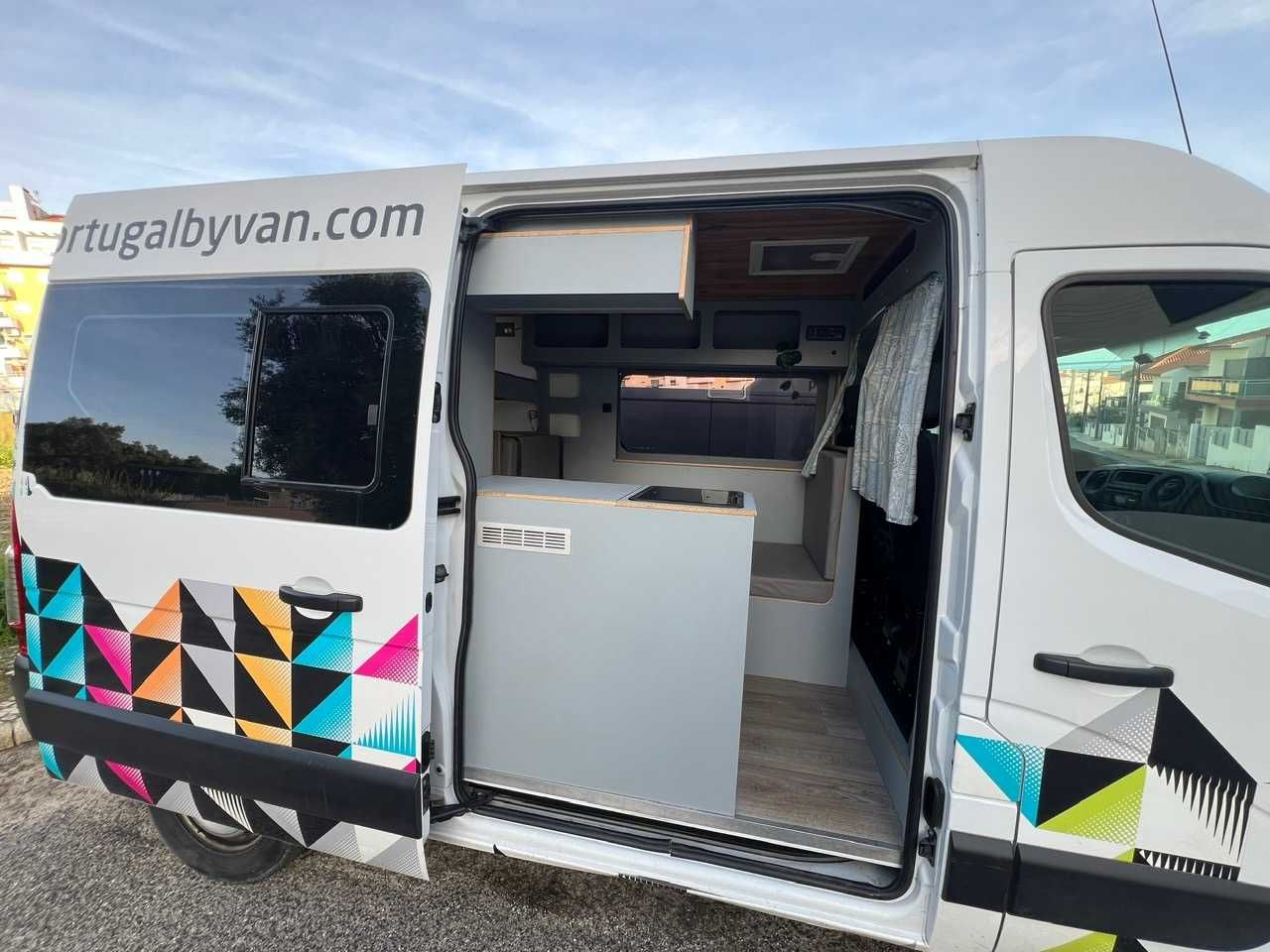 Renault Master III 2.3 L2H2 - Especial Dormitório