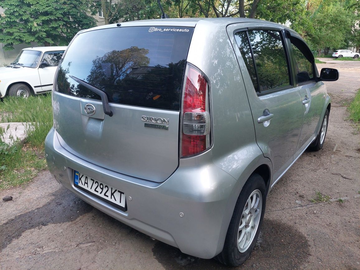 Продам Daihatsu Sirion