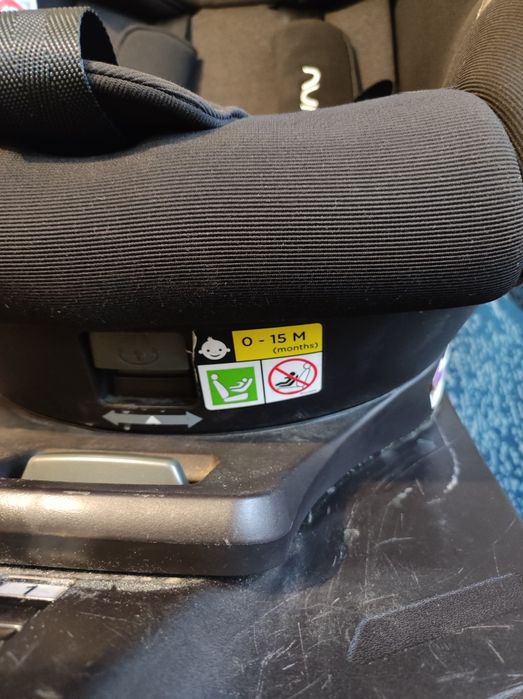 Fotelik samochodowy obrotowy 360° Nuna Rebl plus