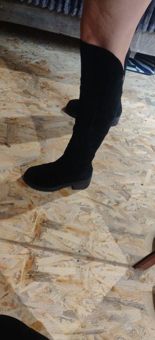 Зимові замшеві ботфорди